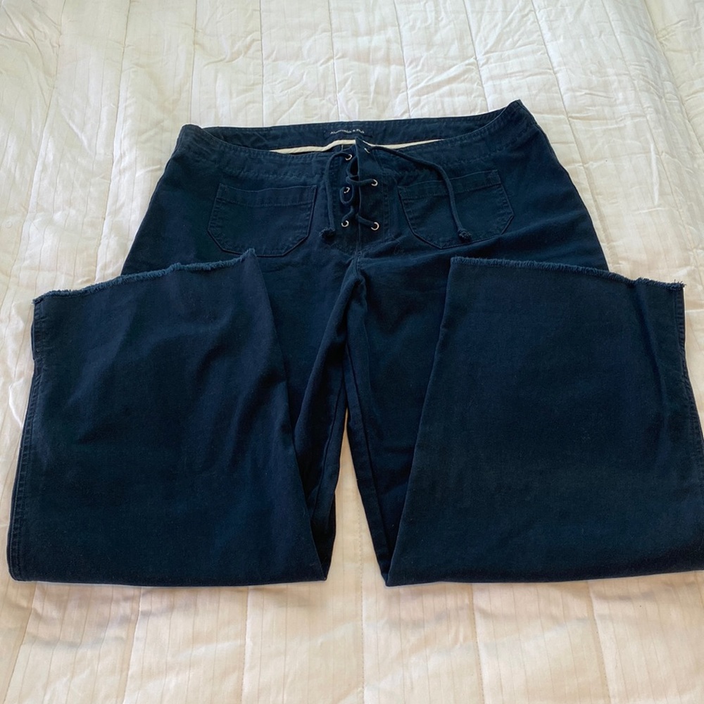 Abercrombie and Fitch Navy Blue wide leg pants new with tags